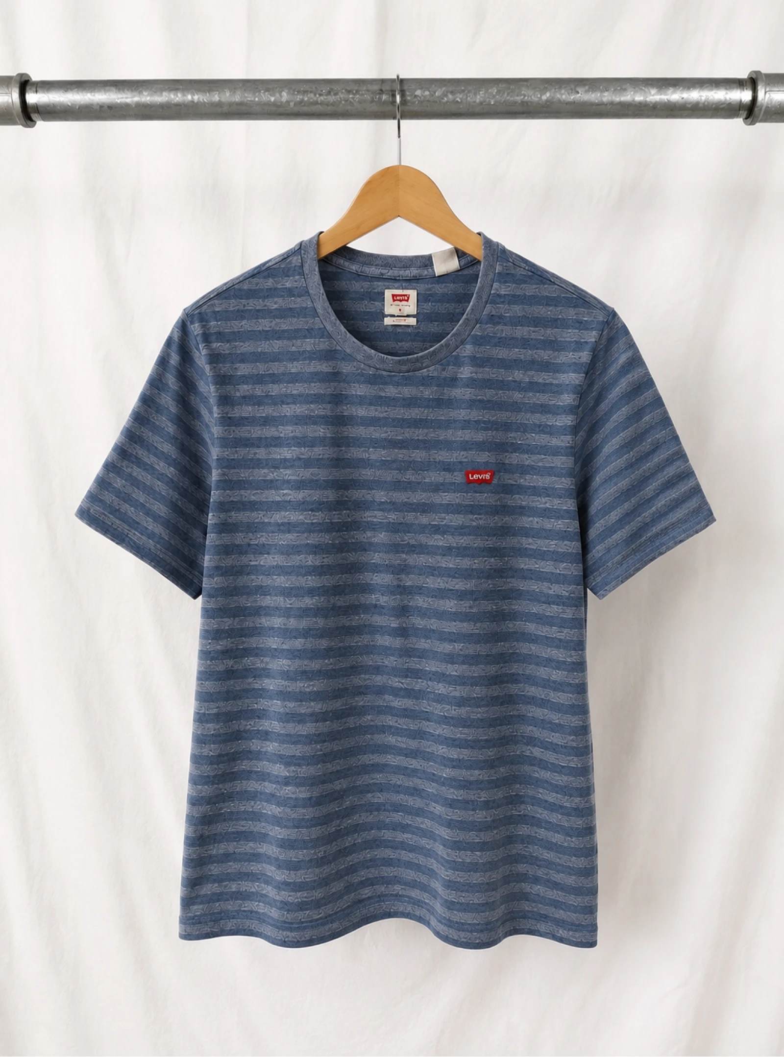 T-shirt Levi’s bleu chiné rayé homme S 100% coton logo rouge casual